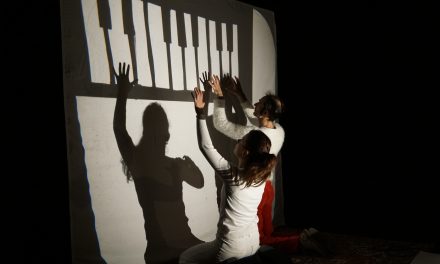 Samedi 26 avril, spectacle tout public « Les enfants de la destinée » à 10h30 et atelier chorale à 14h30